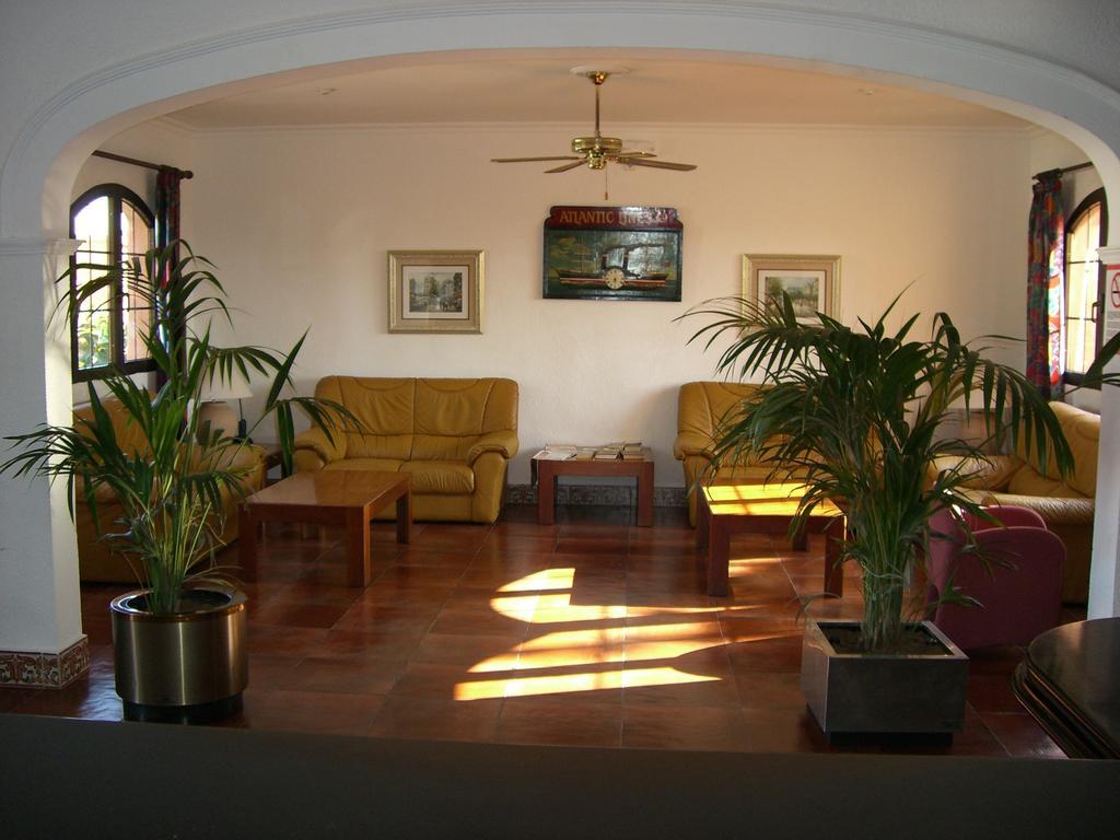 Hotel Bahia Park Cala En Porter  Exteriér fotografie